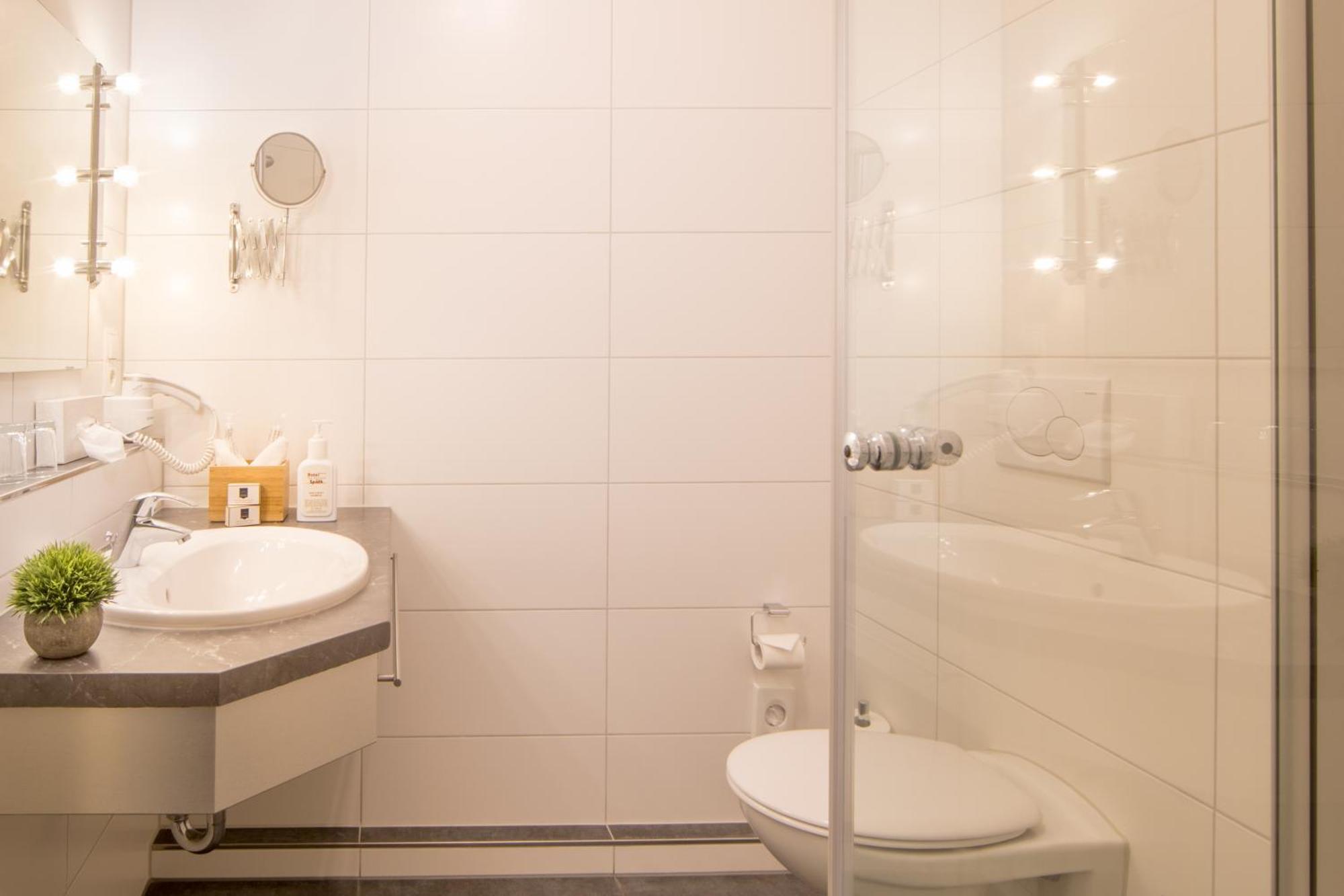 Hotel Am Kurpark Spaeth Bad Windsheim Bagian luar foto
